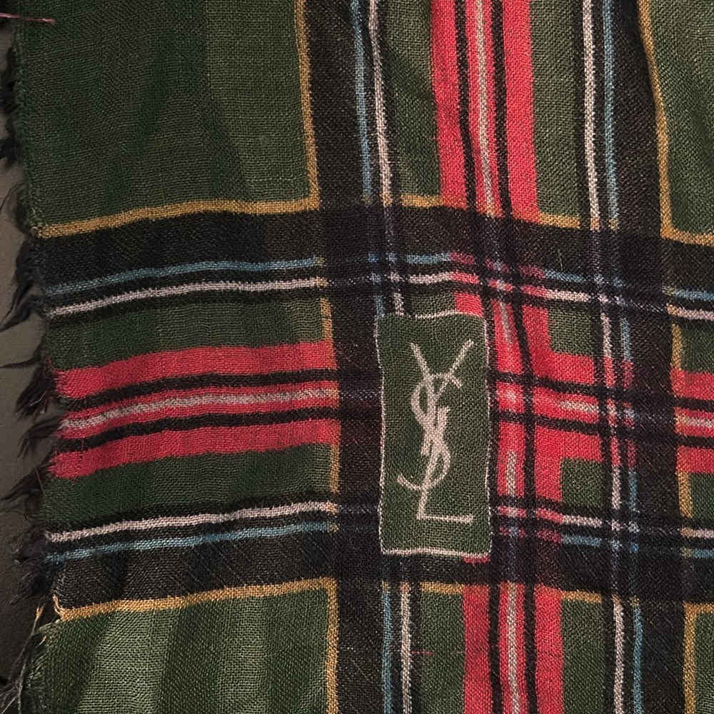 RARE VINTAGE YSL Cashmere silk wool? Gorgeous plaid scarf w/fringe edge detail - Picture 3 of 6